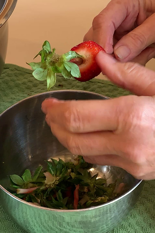 hull_strawberries
